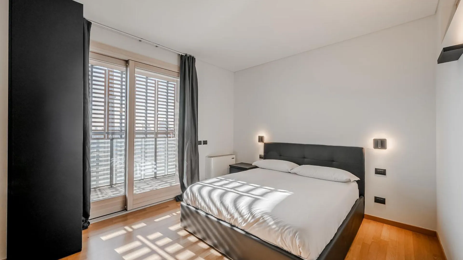 Apartament Giax Tower Luxury Oasis Mediolan